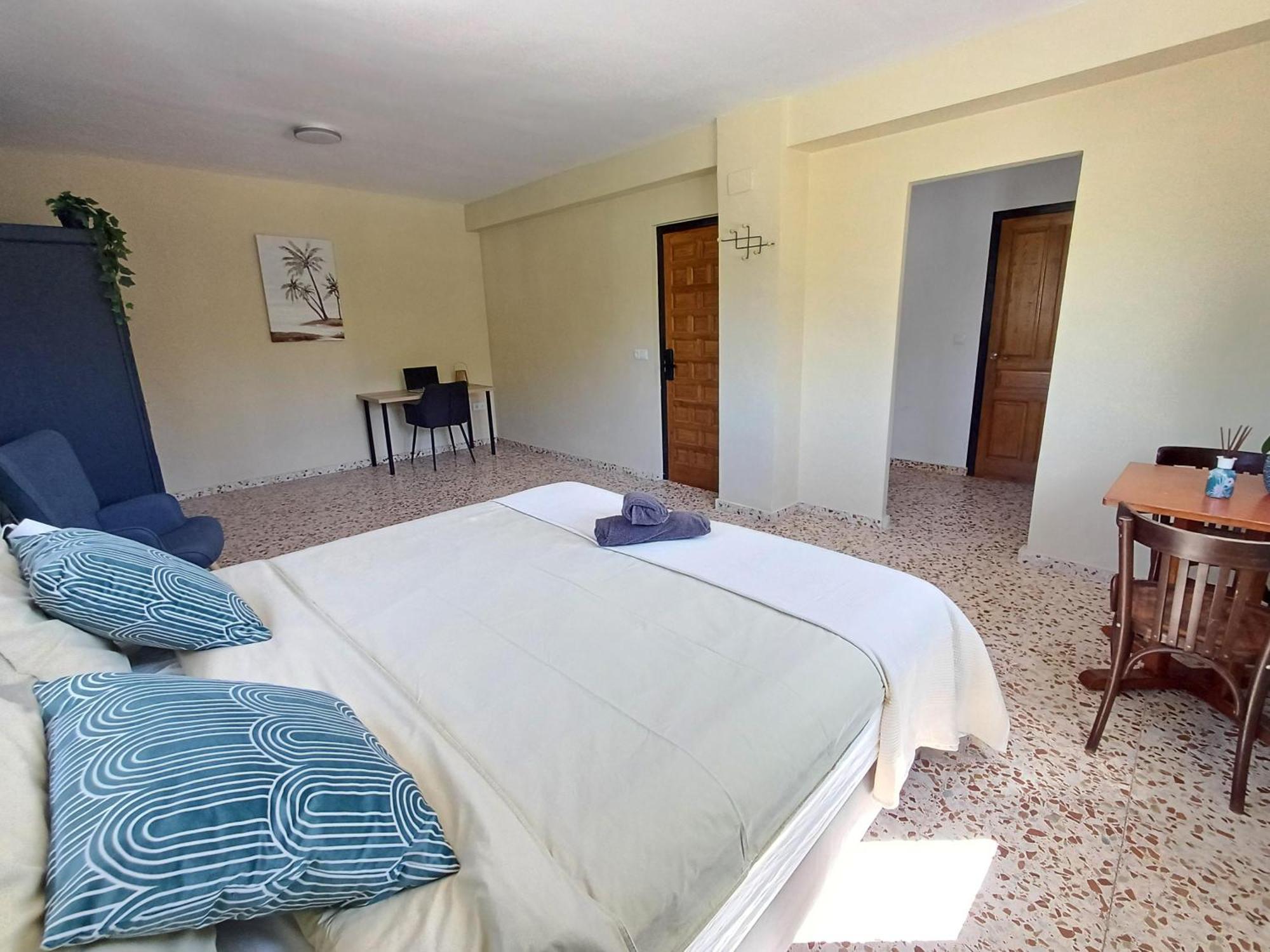Finca La Higuera - Boutique B&B Ontinyent Extérieur photo