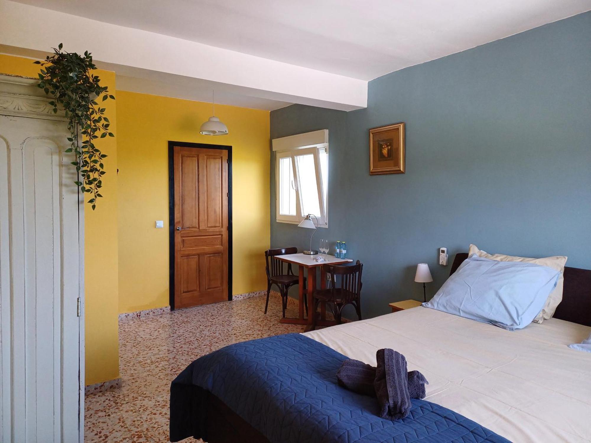 Finca La Higuera - Boutique B&B Ontinyent Extérieur photo